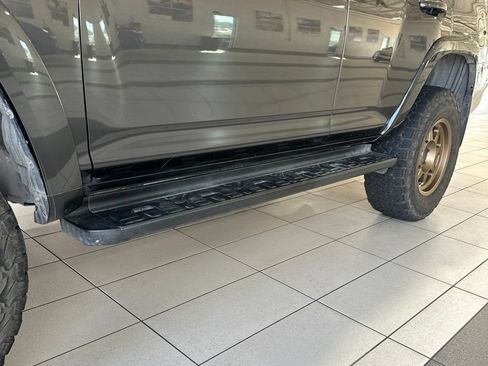 Used 2019 Toyota 4Runner TRD Off-Road AWD/4WD image 4