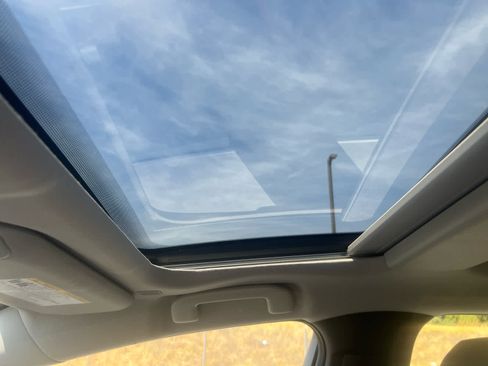 Certified 2024 Toyota Prius Prime Premium image 29