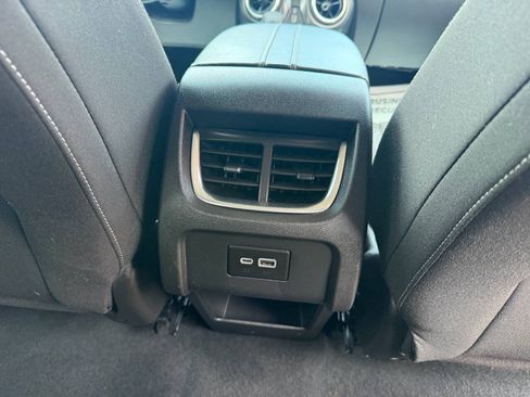 Used 2025 Chevrolet Blazer LT FWD image 23