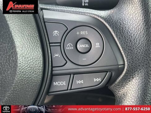 Used 2026 Toyota Corolla Cross AWD Hybrid image 24