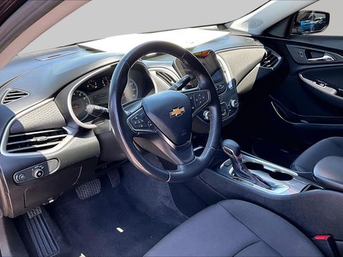 Used 2021 Chevrolet Malibu RS FWD image 12