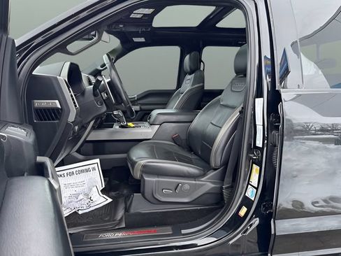 Used 2018 Ford F150 Raptor w/ Equipment Group 802A Luxury AWD/4WD image 9