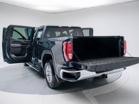 Used 2022 GMC Sierra 1500 SLE image 19