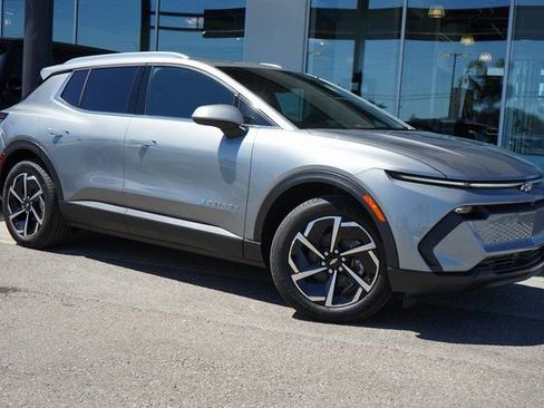 New 2026 Chevrolet Equinox EV LT AWD/4WD image 1