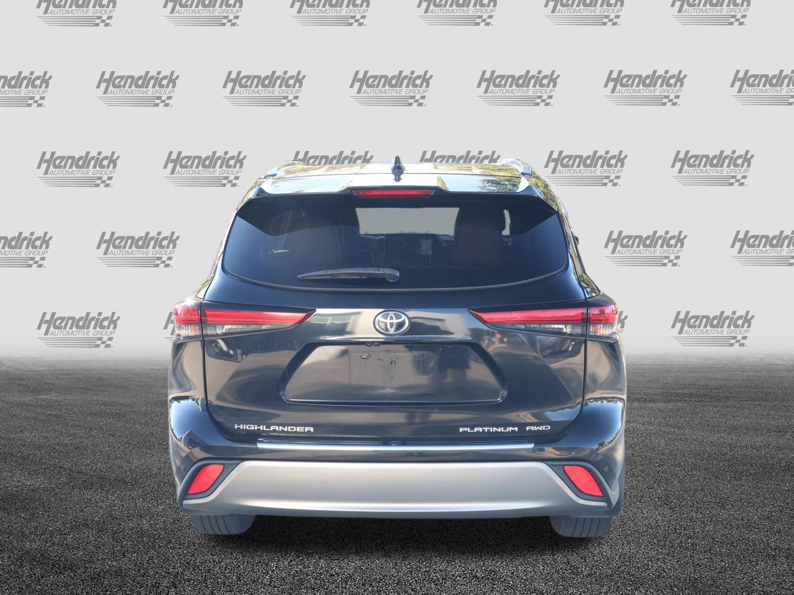 Used 2021 Toyota Highlander Platinum AWD/4WD image 8