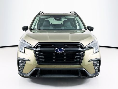 Used 2024 Subaru Ascent Onyx Edition Limited AWD/4WD image 2