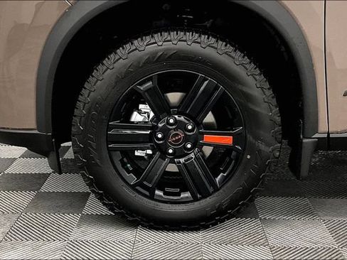 New 2026 Nissan Rogue SV AWD/4WD image 12