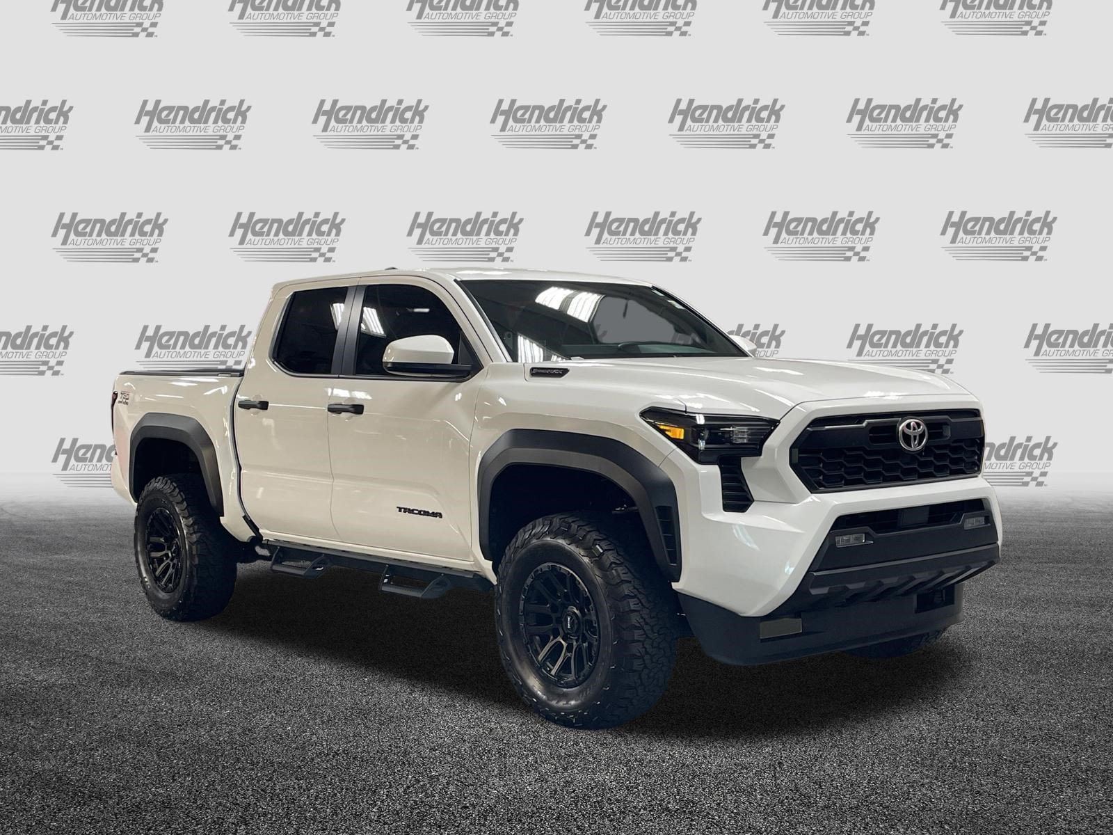 Used 2024 Toyota Tacoma TRD Off-Road AWD/4WD image 2