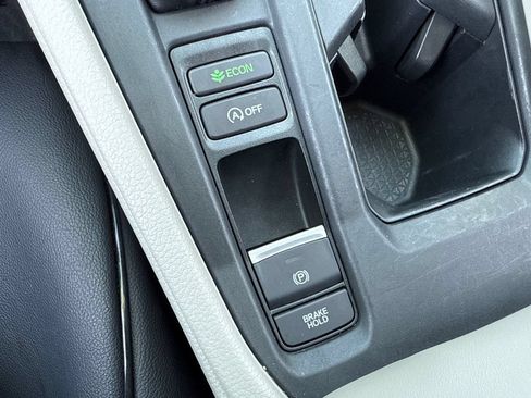 Used 2023 Honda Accord EX image 27