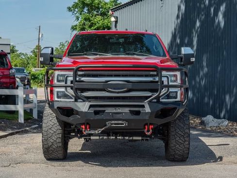 Used 2022 Ford F350 Platinum AWD/4WD image 9