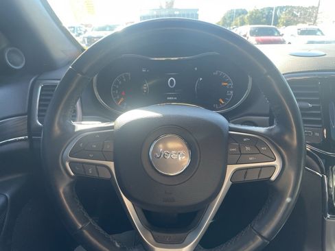 Used 2021 Jeep Grand Cherokee Limited w/ Trailer Tow Group IV image 14