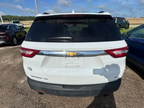 Used 2019 Chevrolet Traverse LT w/ LPO, Floor Liner Package AWD/4WD image 4