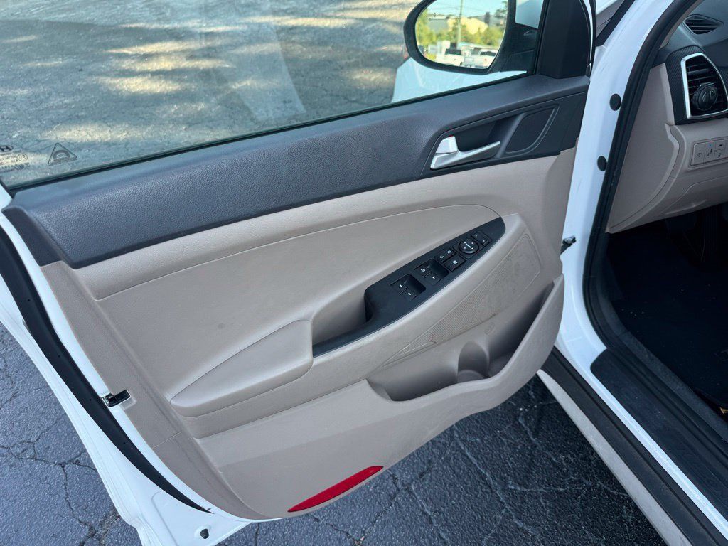 Used 2021 Hyundai Tucson SEL AWD/4WD image 12