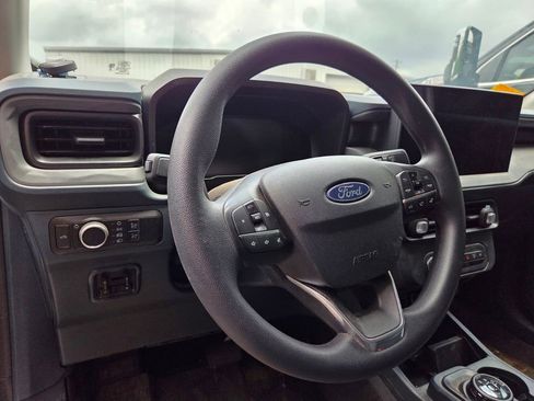 Used 2025 Ford Maverick XLT w/ Black Appearance Package AWD/4WD image 10