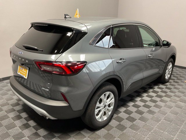 Used 2024 Ford Escape Active AWD/4WD image 8