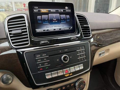 Used 2018 Mercedes-Benz GLE 43 AMG GLE 43 AMG image 32