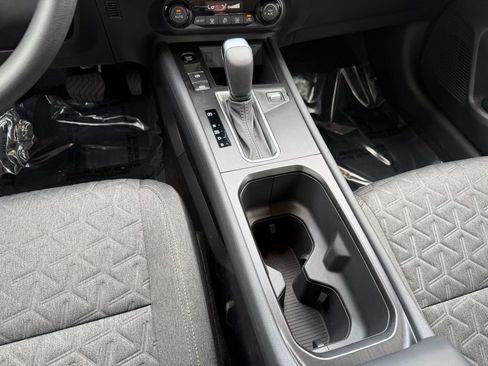 Used 2026 Nissan Kicks SV image 17