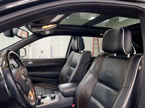 Used 2015 Jeep Grand Cherokee Overland image 20