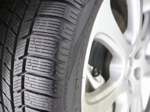 Used 2004 Maserati Spyder RWD image 14