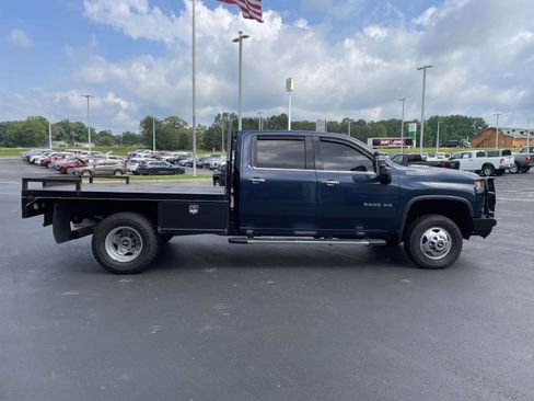 Used 2022 Chevrolet Silverado 3500 High Country AWD/4WD image 2