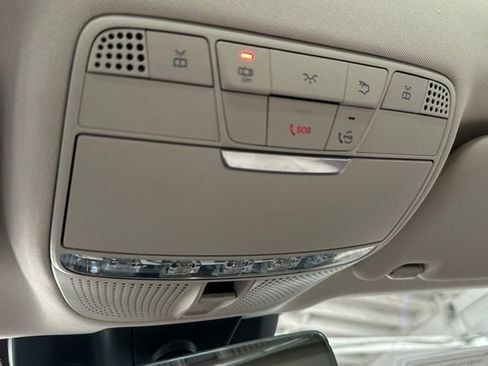 Used 2022 Mercedes-Benz E 350 Sedan image 37