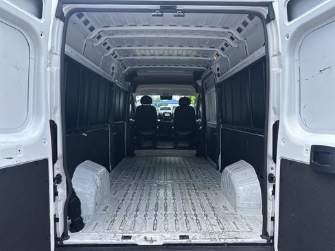 Used 2023 RAM ProMaster 2500 FWD image 30