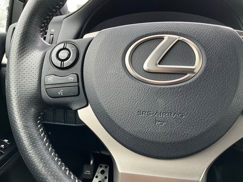 Used 2015 Lexus CT 200h image 22