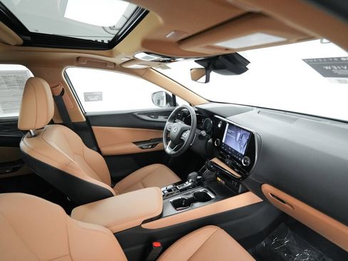 Certified 2025 Lexus NX 250 FWD w/ Premium Package image 20