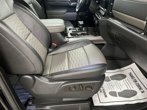 Used 2023 Chevrolet Silverado 1500 ZR2 image 59