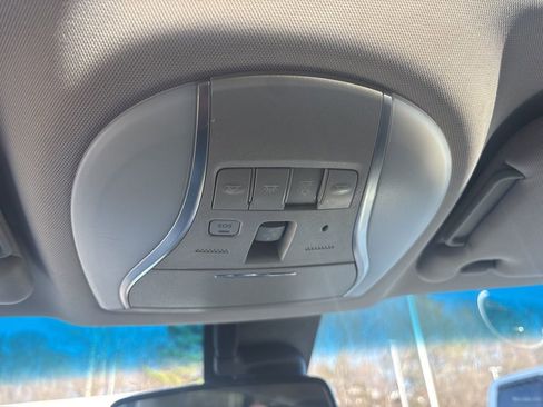 Used 2015 INFINITI QX60 AWD w/ Premium Plus Package image 28