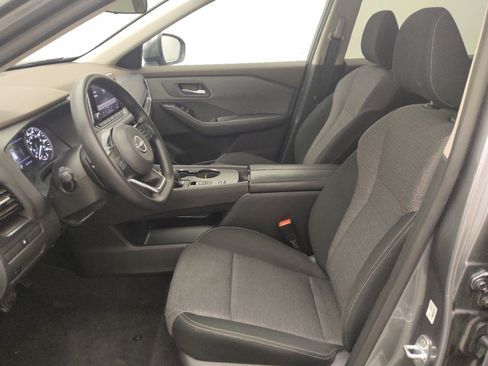 Used 2022 Nissan Rogue SV image 17