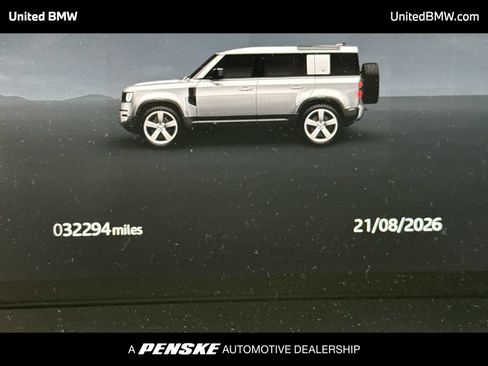 Used 2025 Land Rover Defender 110 V8 AWD/4WD image 14