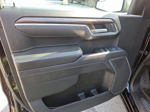 Used 2023 Chevrolet Silverado 1500 LT image 12