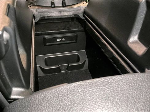 Used 2025 Mercedes-Benz G 550 G 550 image 36