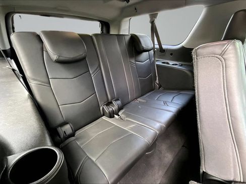 Used 2016 Cadillac Escalade ESV 2WD image 15