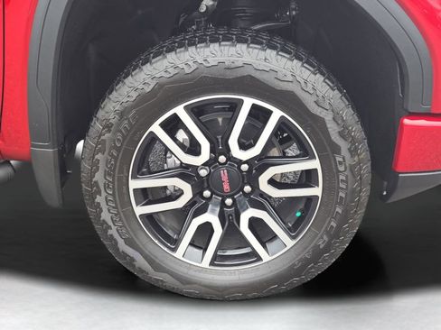 Used 2025 GMC Sierra 1500 AT4 w/ AT4 Premium Package image 31