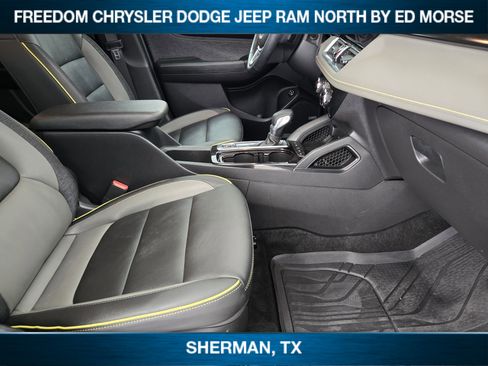 Used 2025 Chevrolet TrailBlazer ACTIV w/ Convenience Package image 9