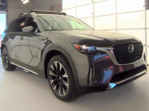 Used 2024 MAZDA CX-90 Plug-In Hybrid w/ Premium Plus AWD/4WD image 2