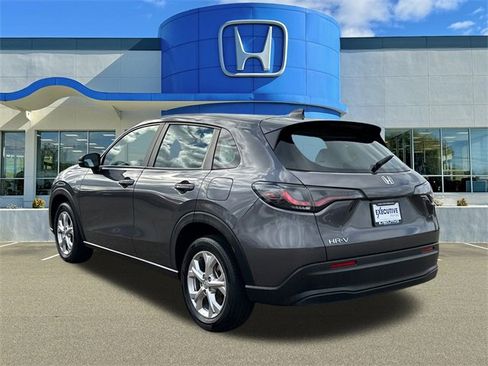 Used 2023 Honda HR-V LX image 4