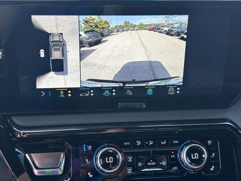 Used 2023 GMC Sierra 1500 AT4 w/ AT4 Premium Package image 20