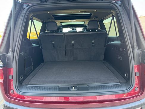 New 2026 Jeep Grand Wagoneer L Limited AWD/4WD image 8