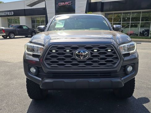 Used 2021 Toyota Tacoma TRD Off-Road image 30