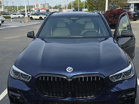 Used 2022 BMW X5 M50i w/ Executive Package image 1