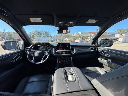 Used 2024 Chevrolet Tahoe LT RWD image 11