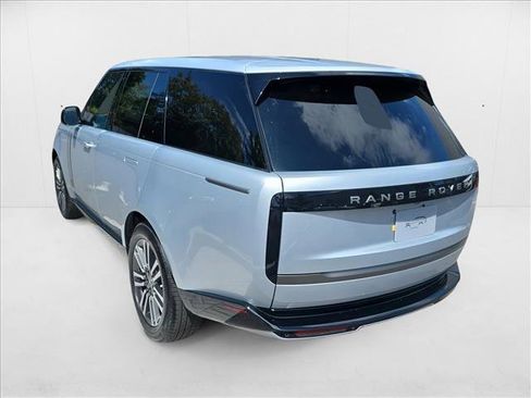 New 2025 Land Rover Range Rover SE image 7