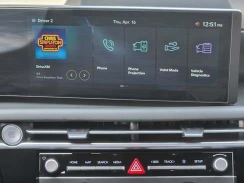 Certified 2025 Hyundai Santa Cruz SE AWD/4WD image 30