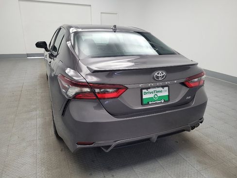 Used 2023 Toyota Camry SE image 6