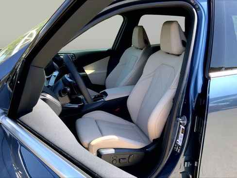 New 2026 BMW X3 xDrive30i AWD/4WD image 9