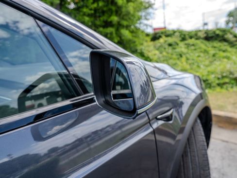 Used 2022 Tesla Model X AWD/4WD image 27