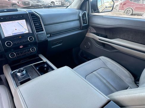 Used 2020 Ford Expedition Max Limited image 26